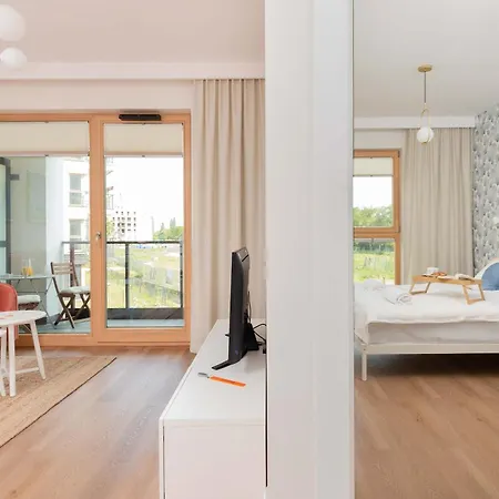 Stylish With A Balcony And Parking By Renters * Gdańsk