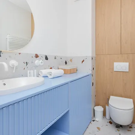 Apartament Stylish With A Balcony And Parking By Renters Gdańsk